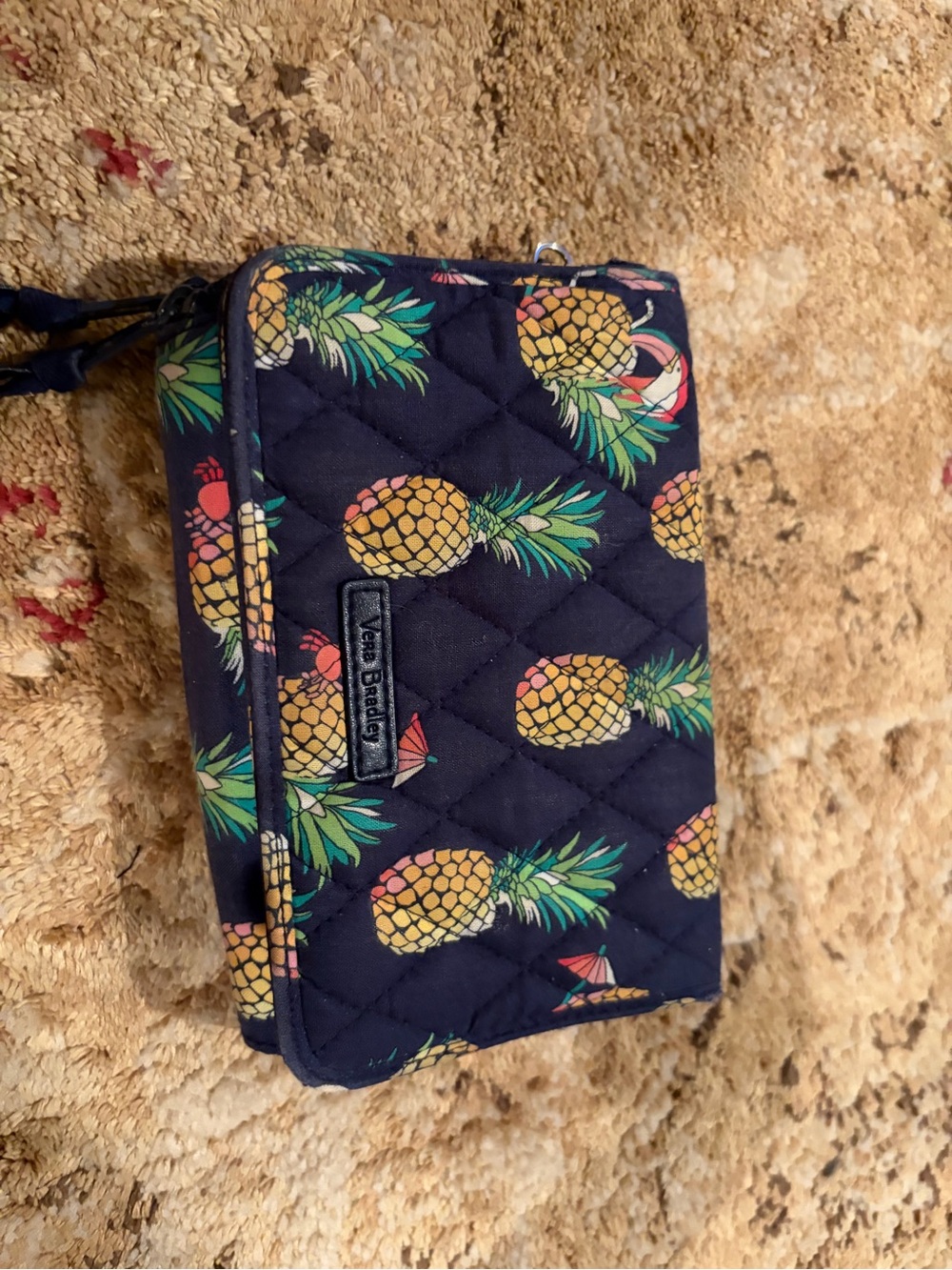 Vera Bradley Navy Quilted Pineapple Wristlet Wallet no wristlet strap EUC